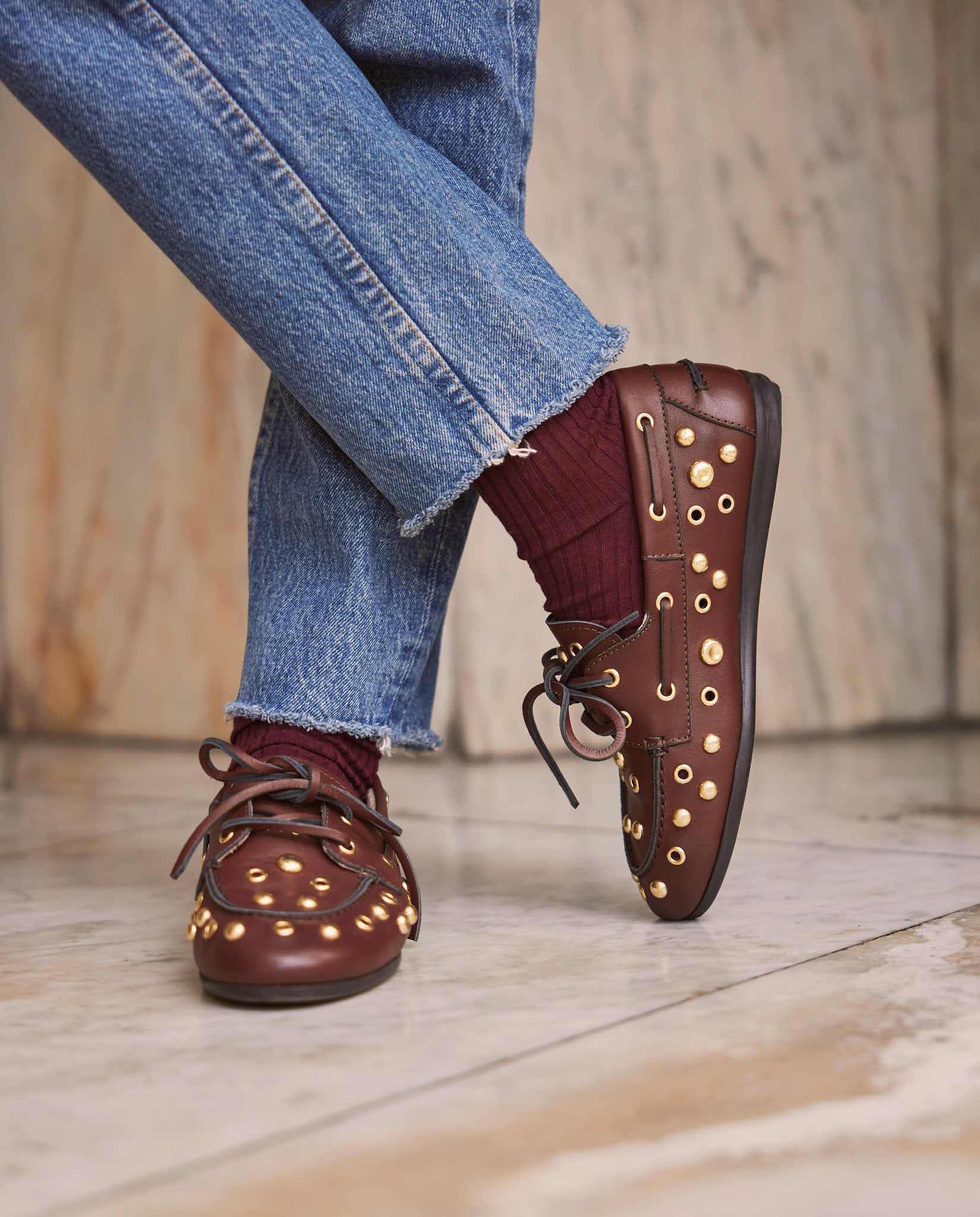 Mocasines Adele Burdeos oro 24k - cuchy.es