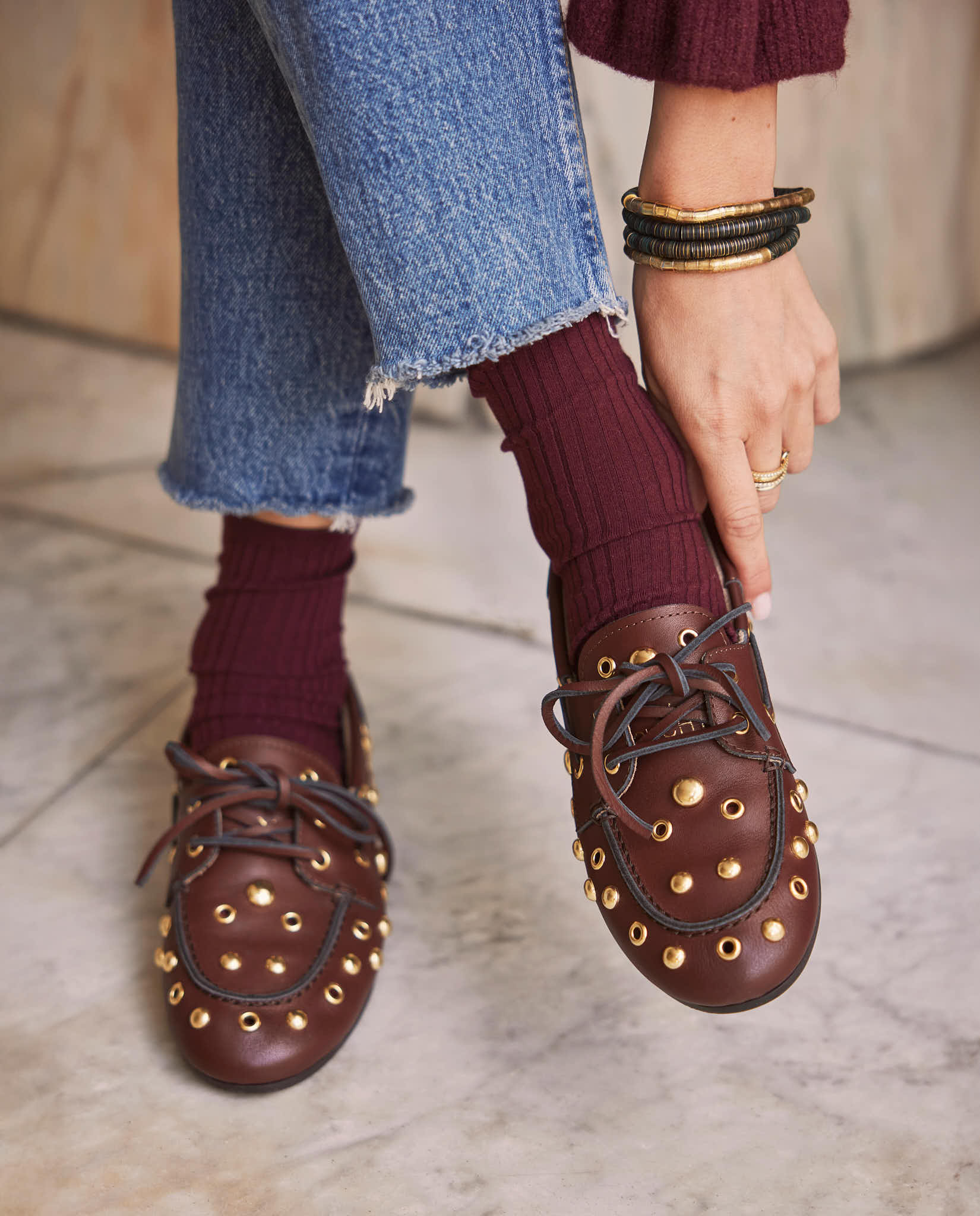 Mocasines Adele Burdeos oro 24k - cuchy.es