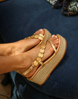 Sandalias Enea Cuña Gold 7 - cuchy.es