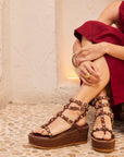 Sandalias Vira Cuña Choco 7 - cuchy.es