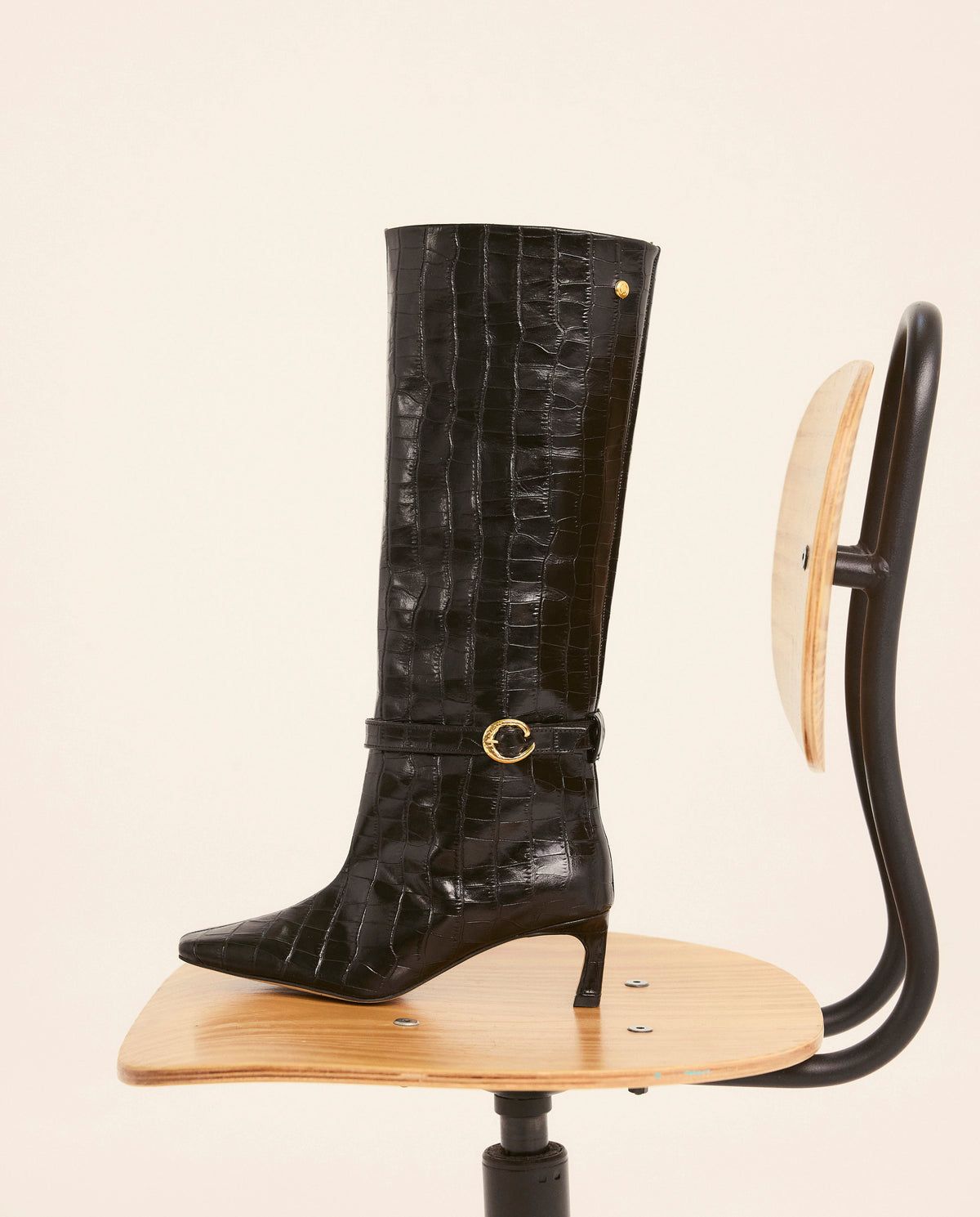 Bota Nora