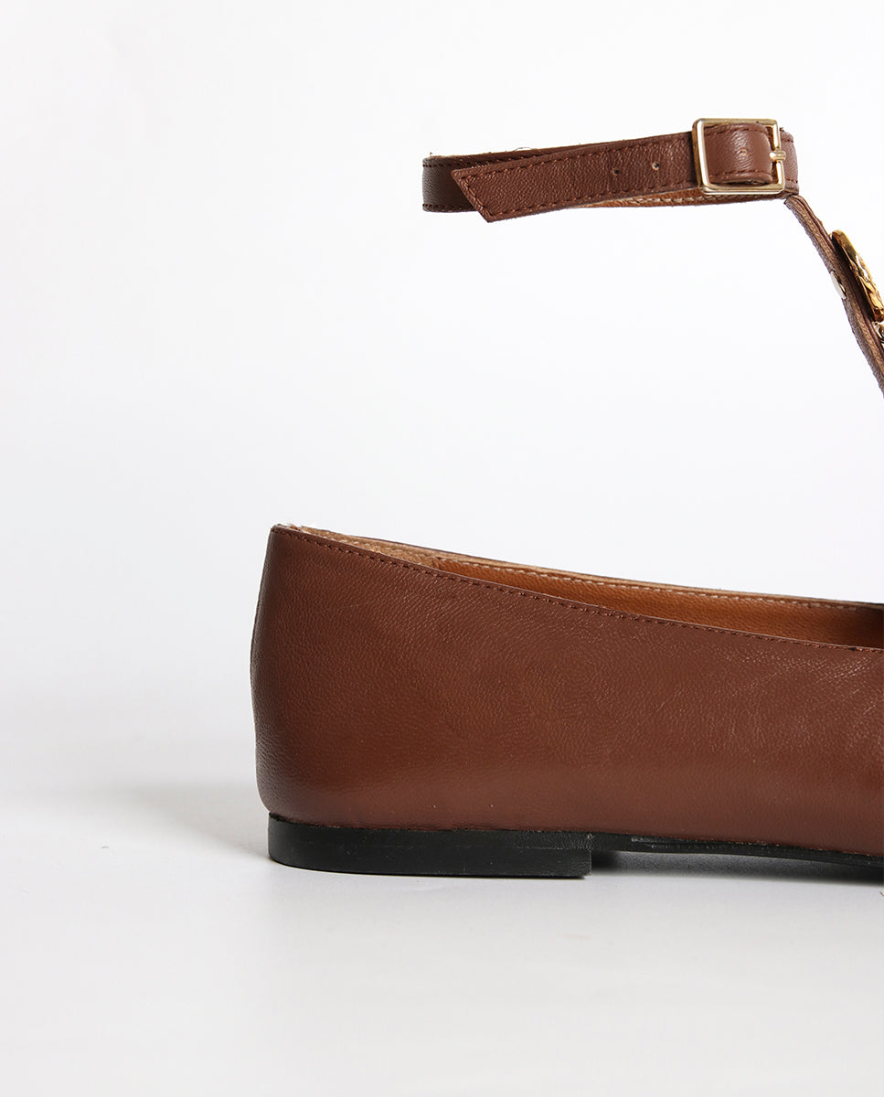 Bailarinas Selena Camel