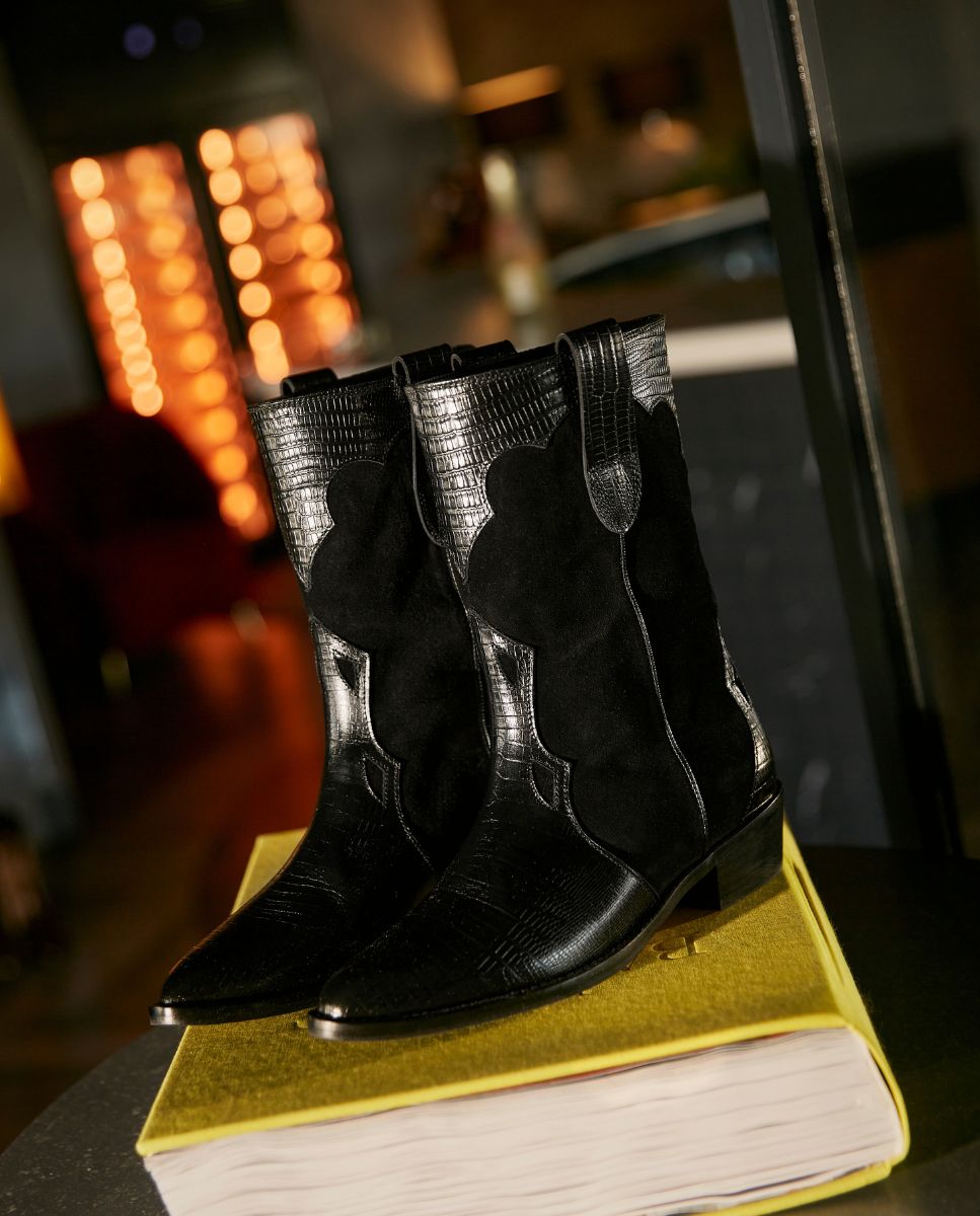 Western leather boot | Molly Total Black Engraved