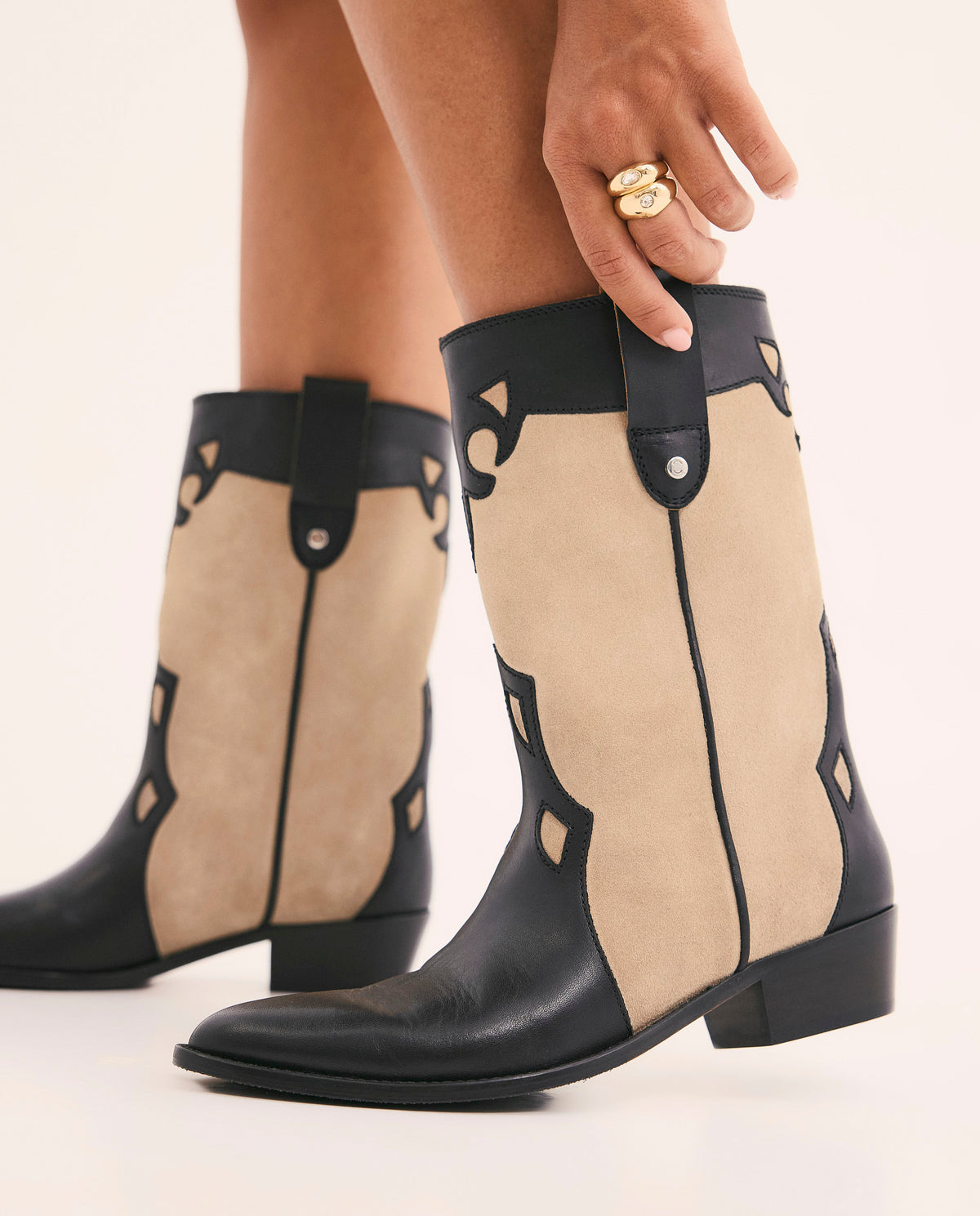 Botas Molly Black y Beige