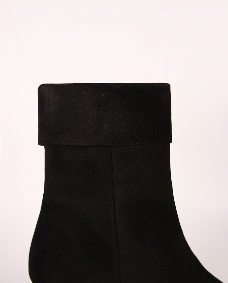 Suede heeled ankle boots | Camile Black