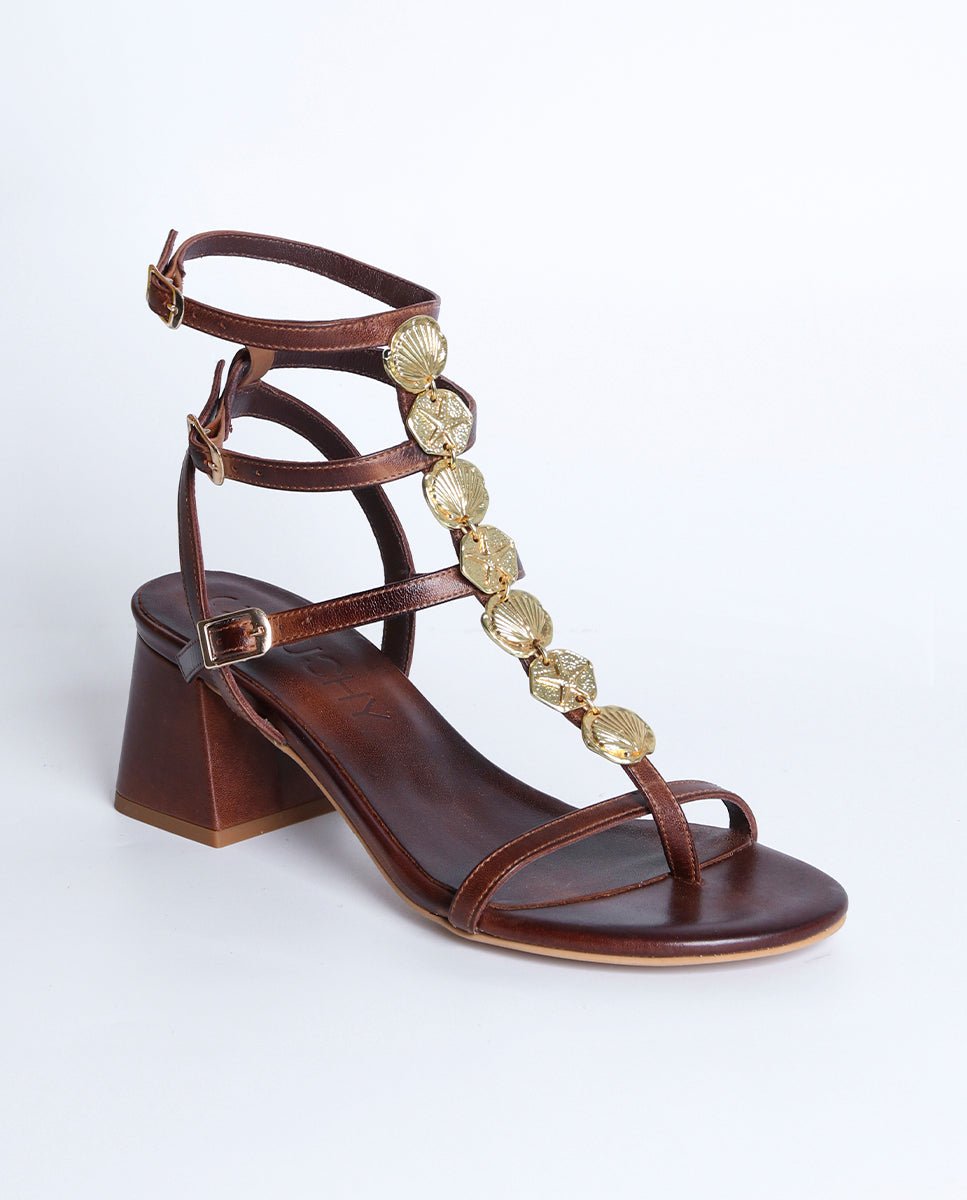 Sandalia de tacón Vesta Choco - cuchy.es