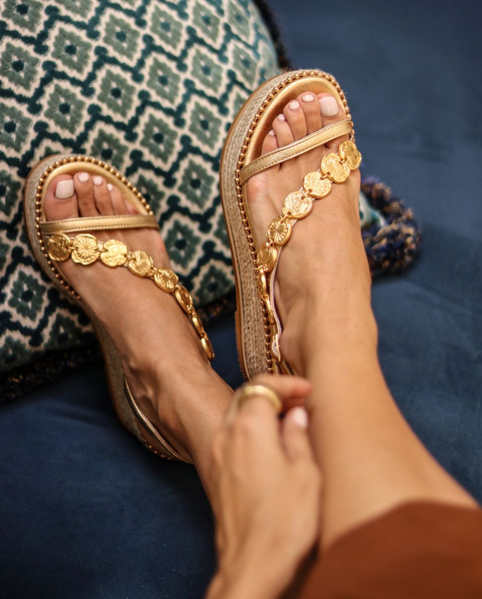 Sandalias Enea Cuña Gold 7 - cuchy.es