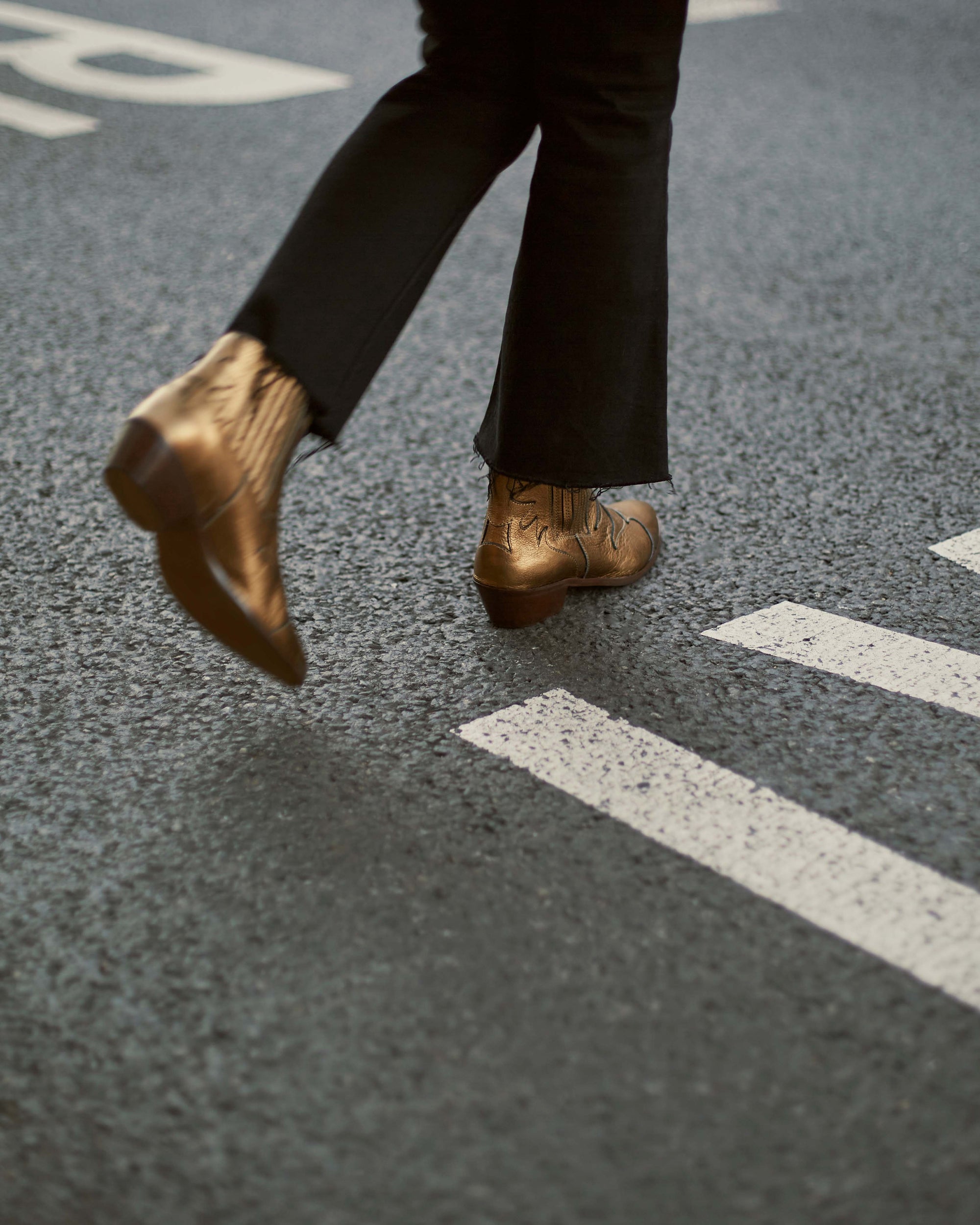 Botines Silvia Metal Gold