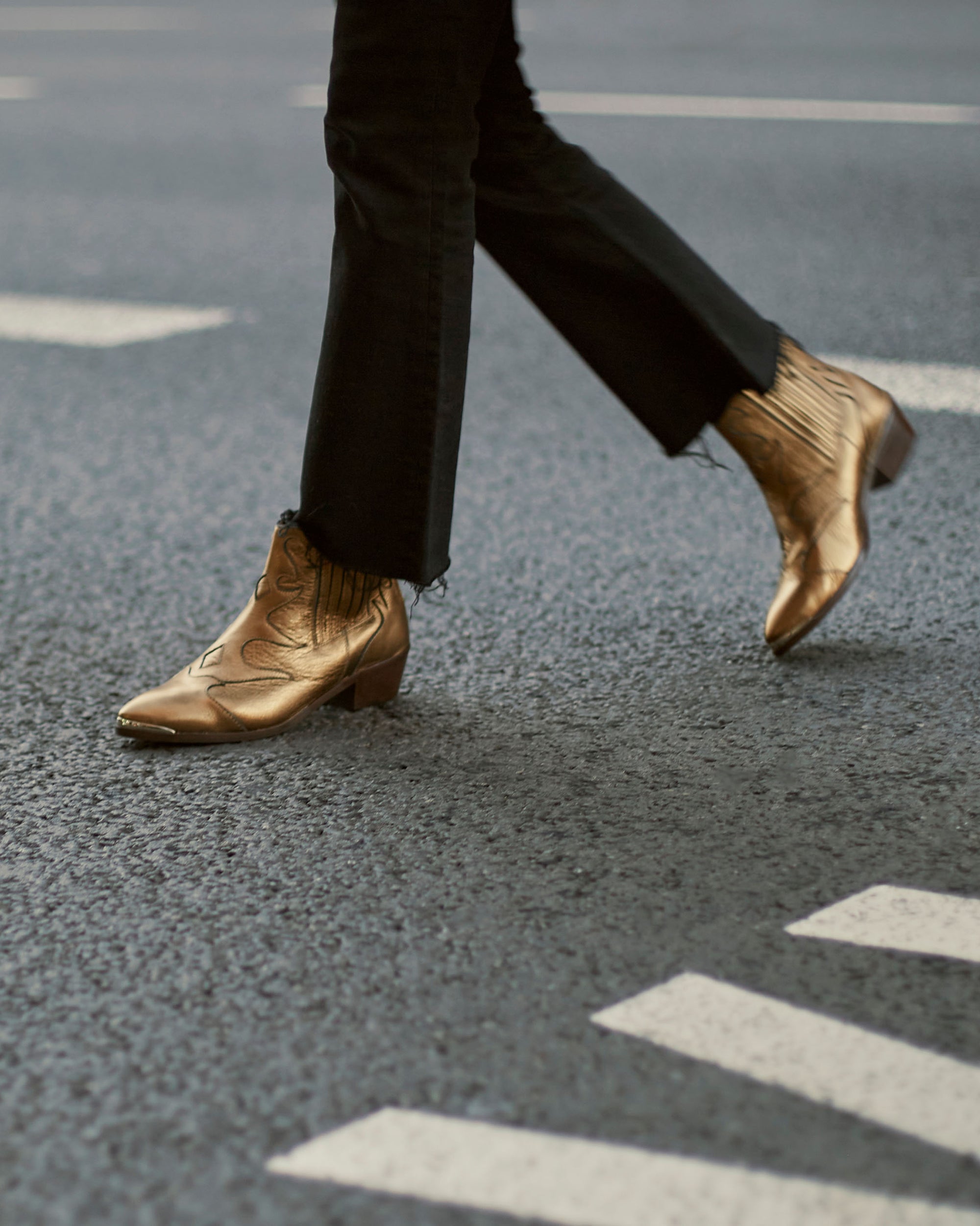 Botines Silvia Metal Gold