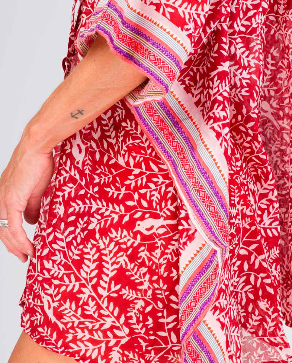 Poncho Isabelle Flores Burdeos - cuchy.es