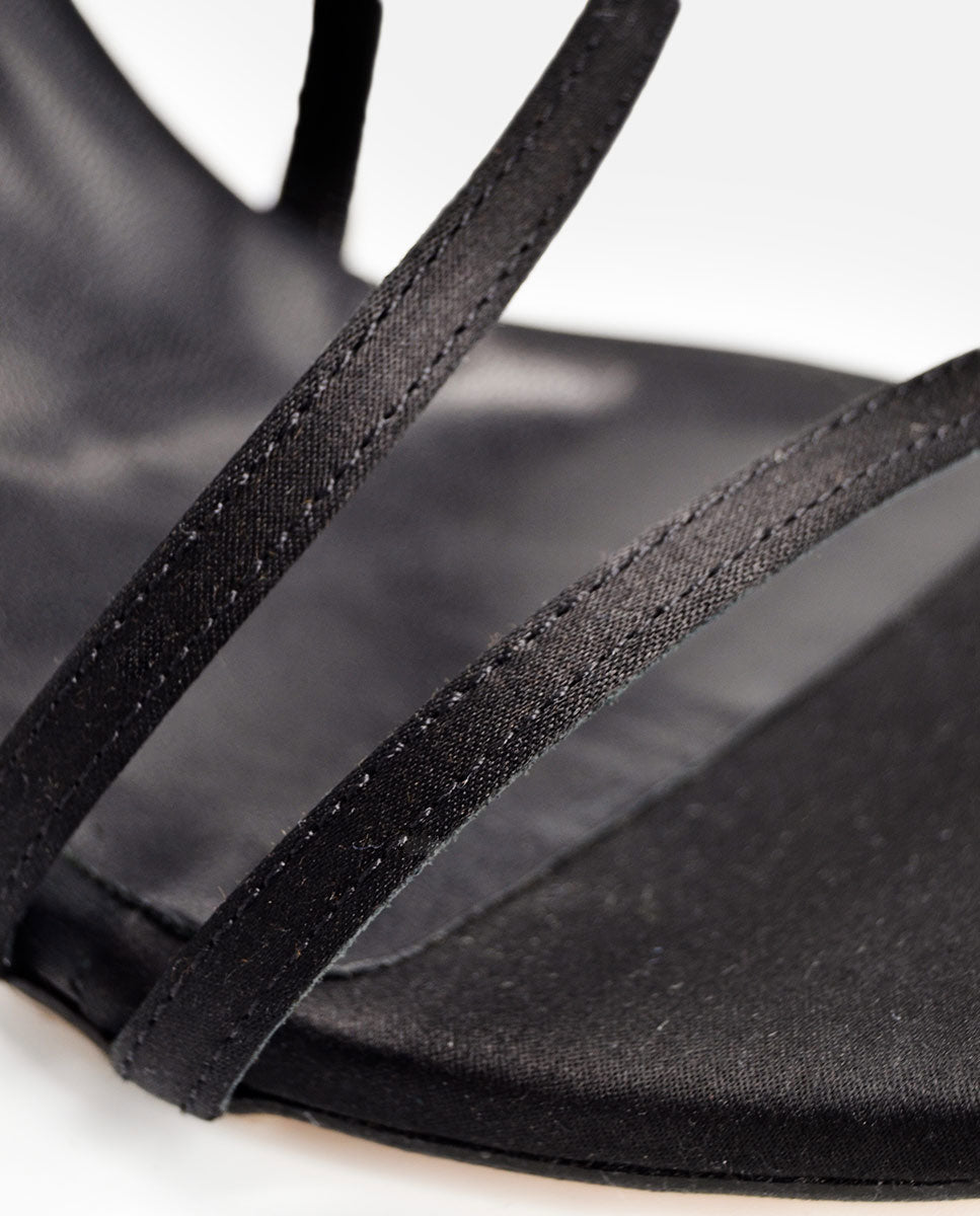 Sandalias de tacón Cynthia Black - cuchy.es